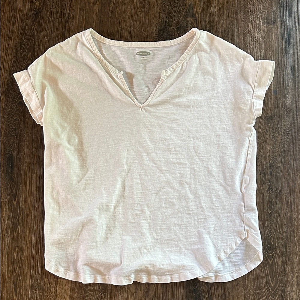 Old Navy White Short Sleeve Tee